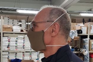 La société Eminence convertit ses usines pour produire des masques de protection
