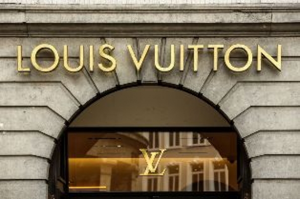 Coronavirus: Louis Vuitton offre des masques de protection